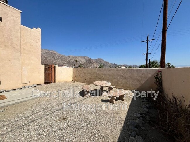 Building Photo - 53750 Avenida Alvarado