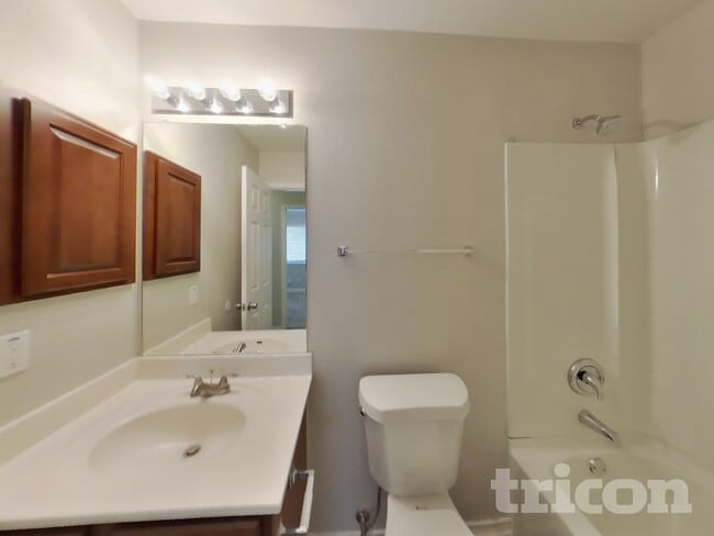 Building Photo - 9039 Thomas York Blvd