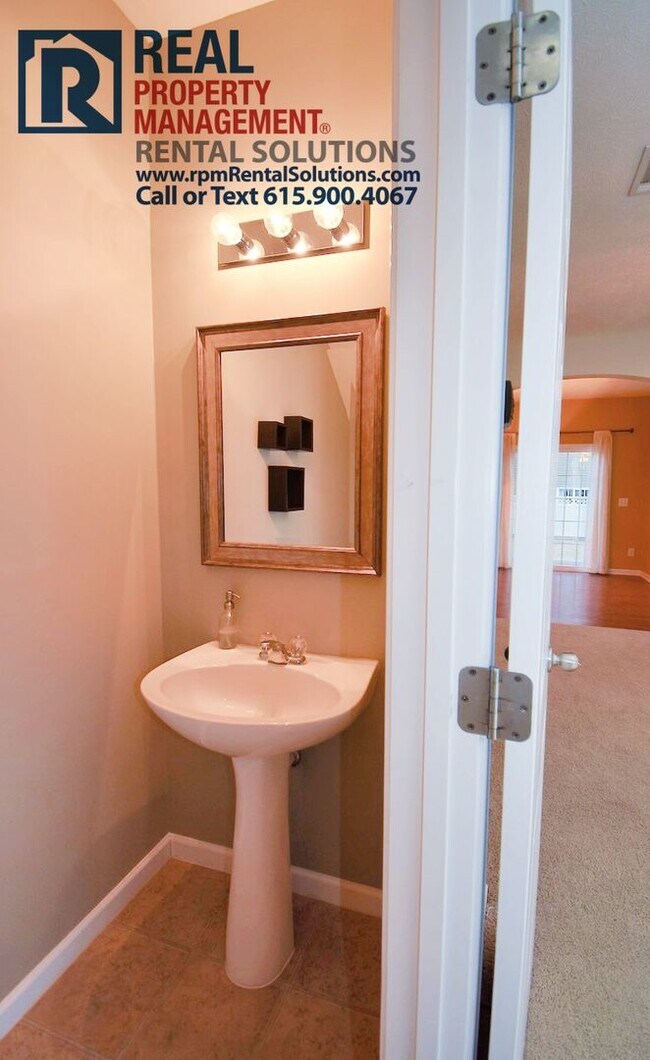 Building Photo - 1308 Crown Point Place