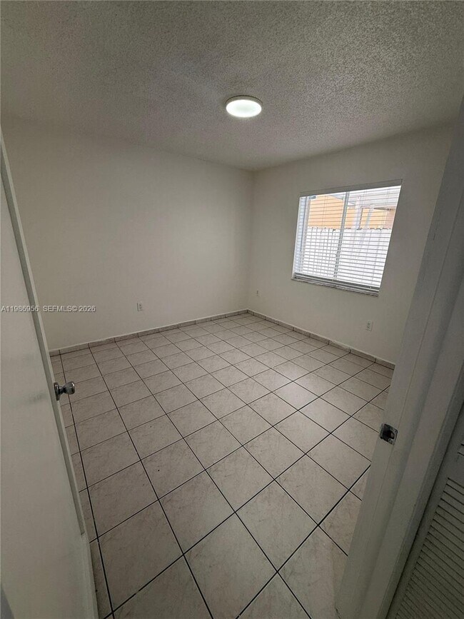 Building Photo - 3262 W 70th St