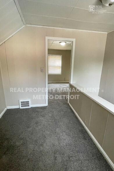 Building Photo - 13621 Ashton Rd