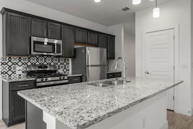 Building Photo - 12317 Maypole Bend