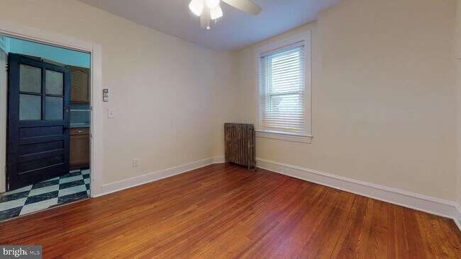 Building Photo - 728 Rock Creek Church Rd NW