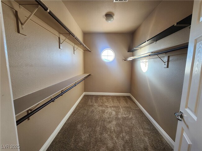 Building Photo - 7426 Matilda St