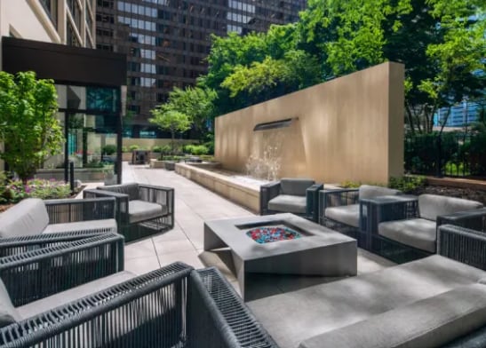 Building Photo - 222 N Columbus Dr