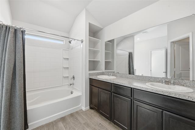 Building Photo - 413 Foxhunter St