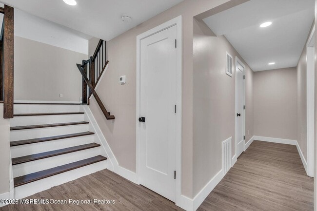 Building Photo - 1016 Woodlane Rd