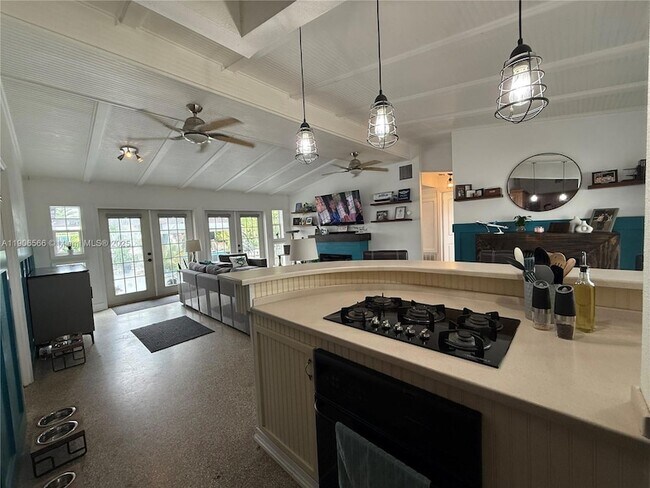 Building Photo - 2524 Key Largo Ln