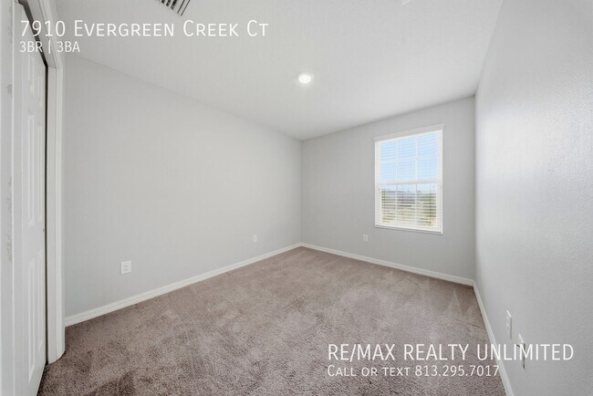 Building Photo - 7910 Evergreen Creek Ct
