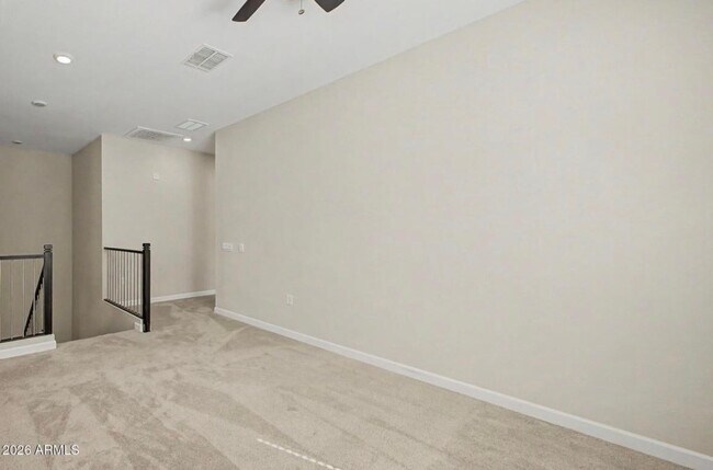 Building Photo - 5016 E Gallop Wy