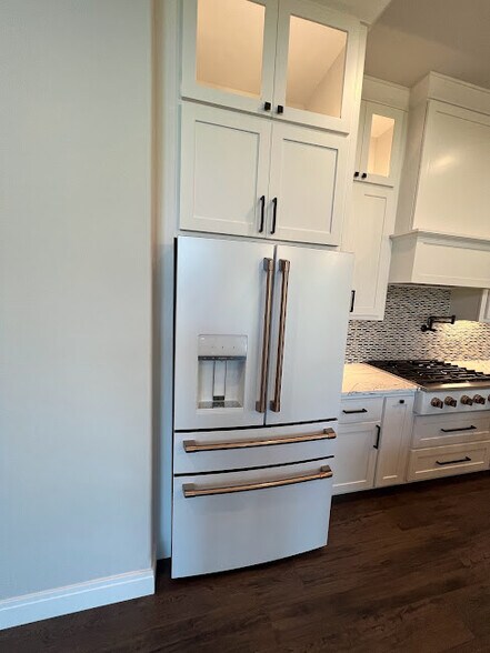 Building Photo - 3636 Eden Ct