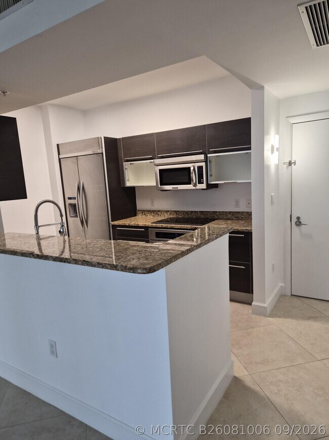 Building Photo - 550 Okeechobee Blvd