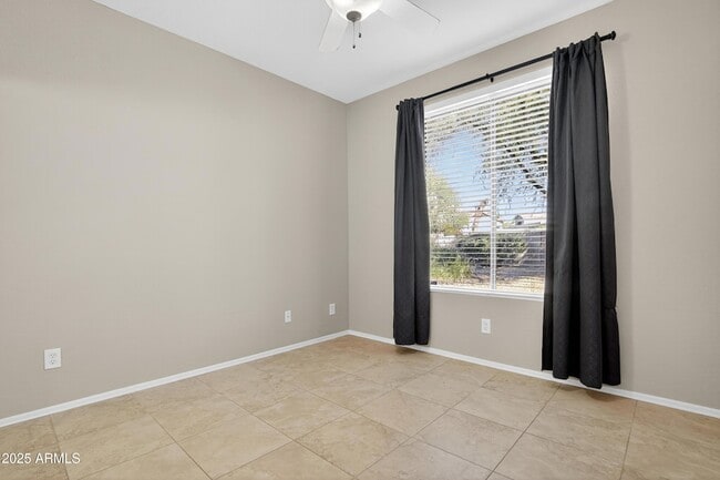 Building Photo - 4302 E Mossman Rd