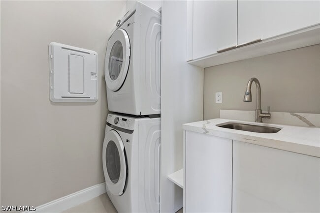 Building Photo - 2903 37th St W