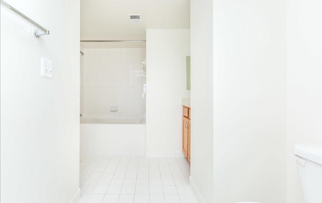 Bathroom - 414 Water St