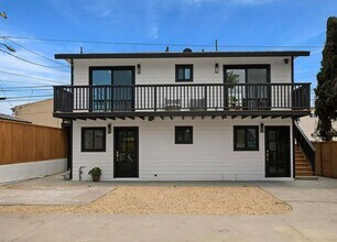 Building Photo - Swift