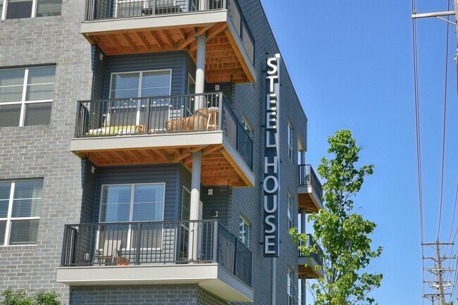 Building Photo - Steel House