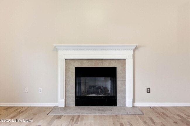 Building Photo - 4029 Orchard Lake Dr