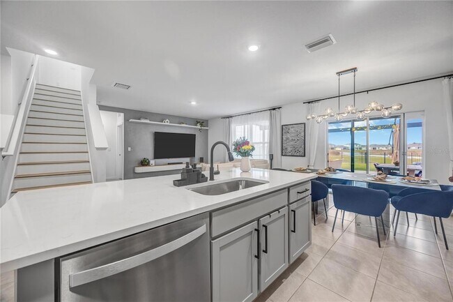 Building Photo - 10482 Quail Grv Wy