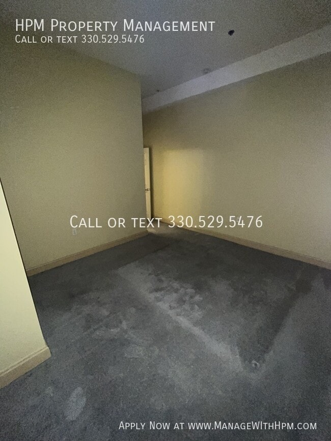 Building Photo - 2404 Prospect Ave E