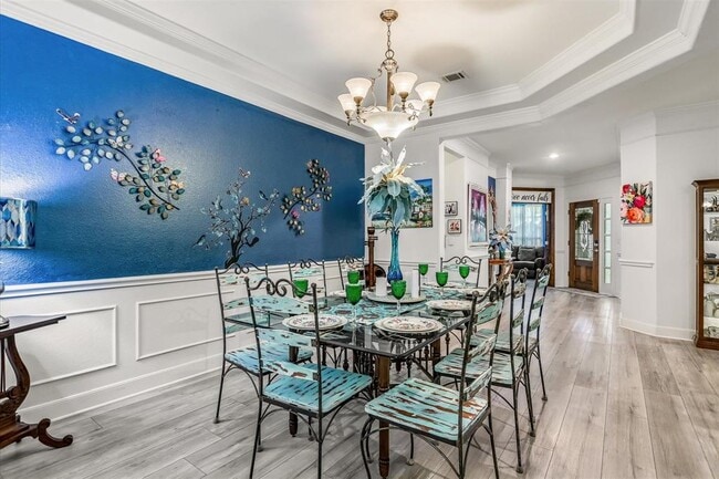 Building Photo - 902 Rio Grande Loop