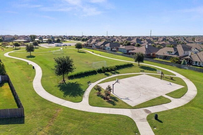 Building Photo - 6257 Mantalcino Dr