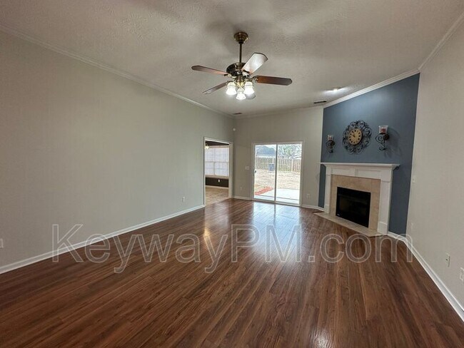 Building Photo - 435 St Julian Pl