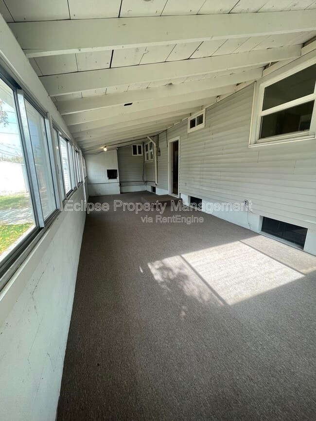 Building Photo - 447 19th St