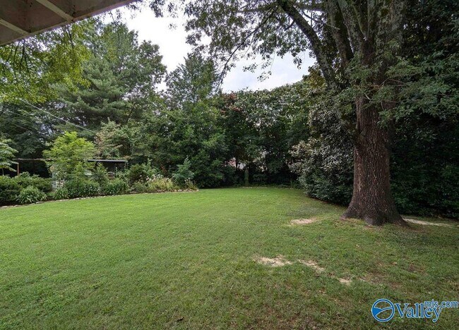 Building Photo - 2222 Matthews St SE