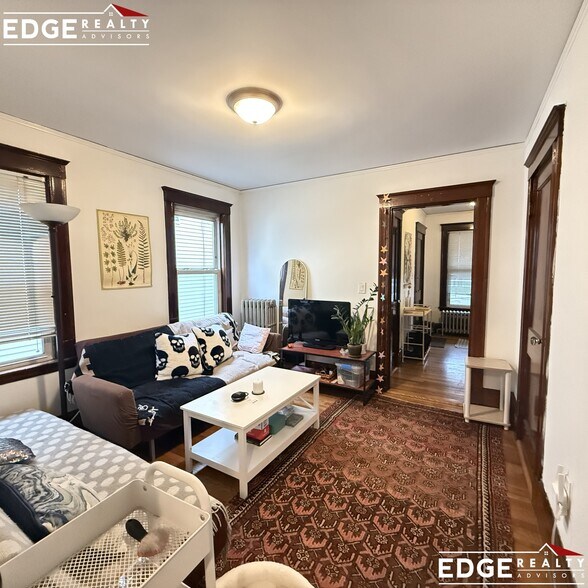 Building Photo - 55 Etna St