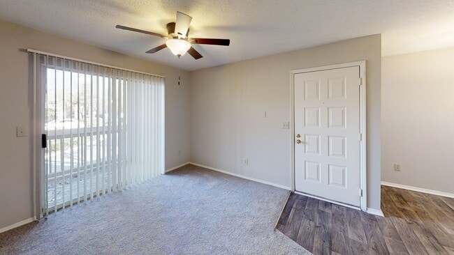 Living Room - Safire at Matthews
