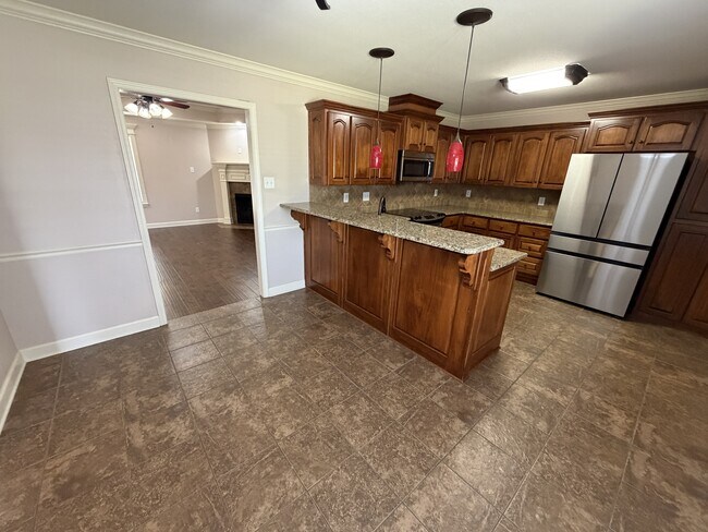 Building Photo - 1417 Puritan Dr