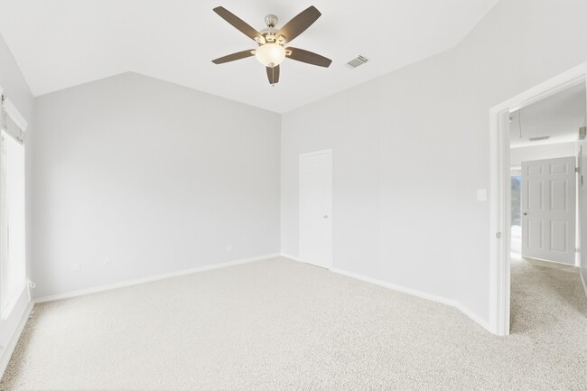 Building Photo - 1507 Sutton St