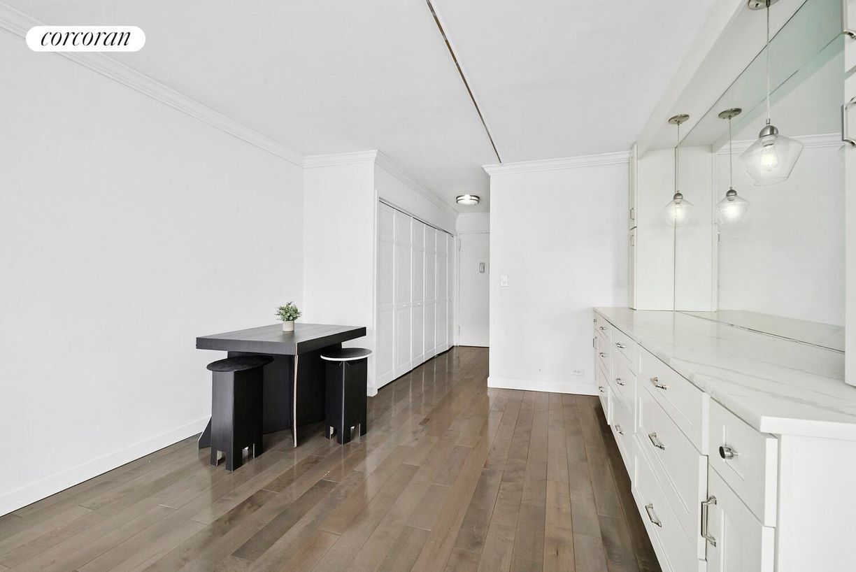 Building Photo - 111 Third Avenue 8K