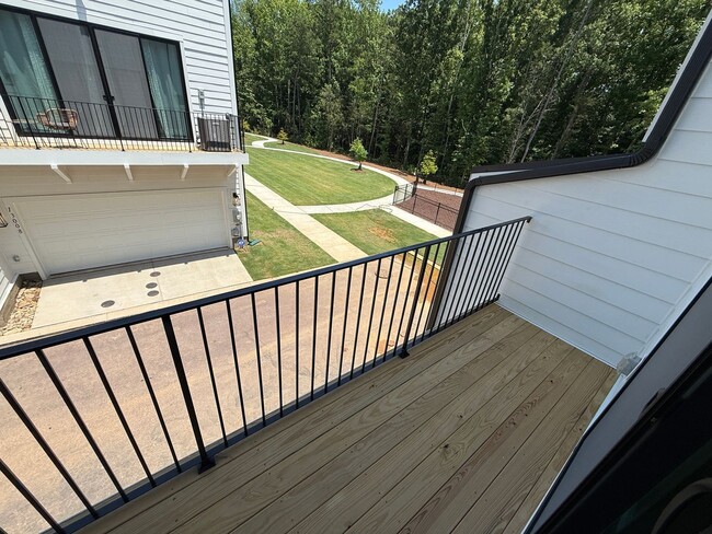 Building Photo - Brand New Townhome in Ballantyne!!