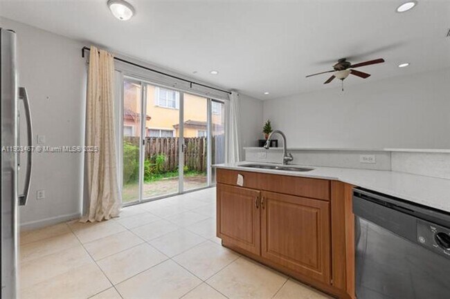 Building Photo - 8394 NW 113th Path