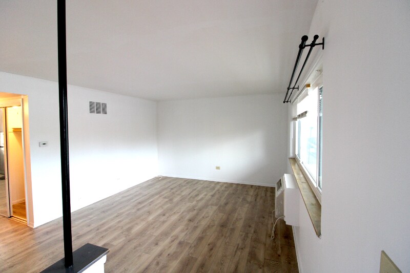 Building Photo - 501 E Prospect Ave