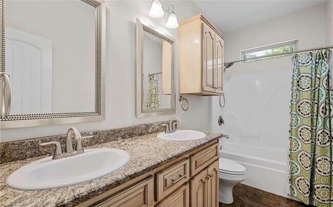 Building Photo - 3731 Praline Ct