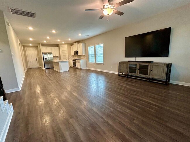 Building Photo - 17714 Rosette Grass Dr