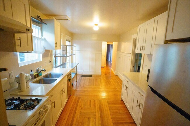 Building Photo - 5814 Martin Luther King Jr Way