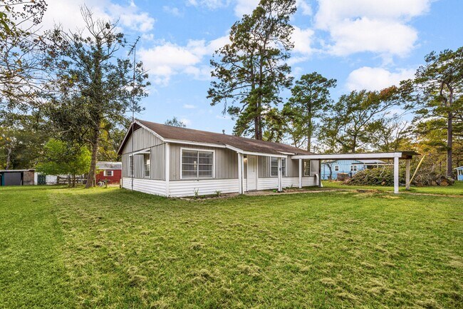 Building Photo - 340 Magnolia Dr