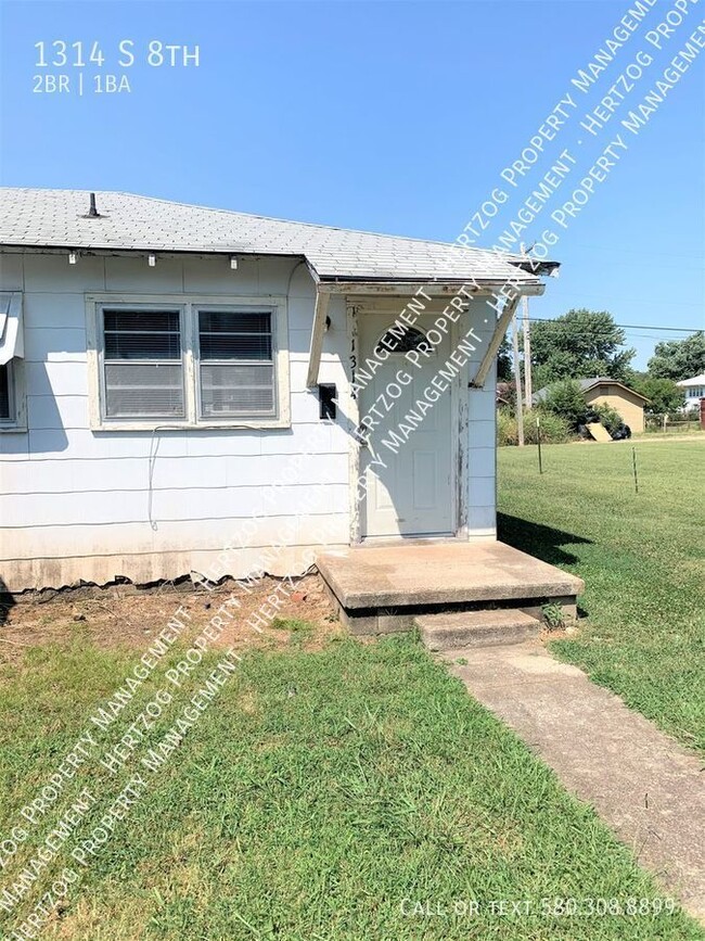 Primary Photo - 1314 S 8th-