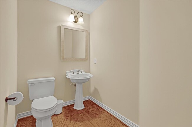 Building Photo - 2416 Spoonbill Dr