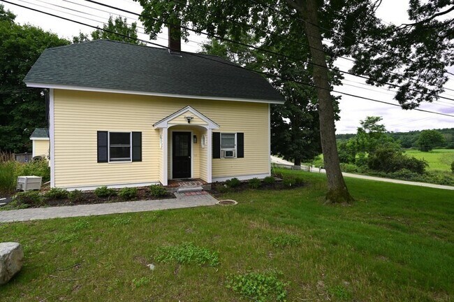 Building Photo - 175 Millwood St