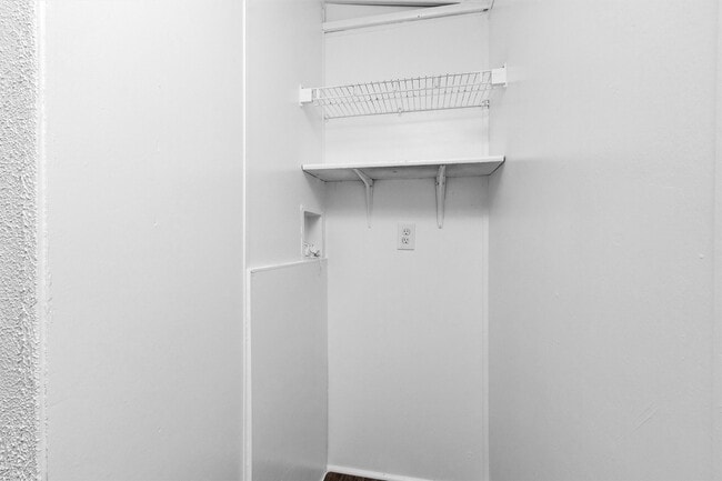 Building Photo - 19339 Forest Ln Cir