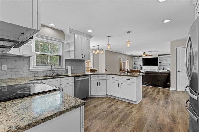 Building Photo - 2238 Roseberry Ln