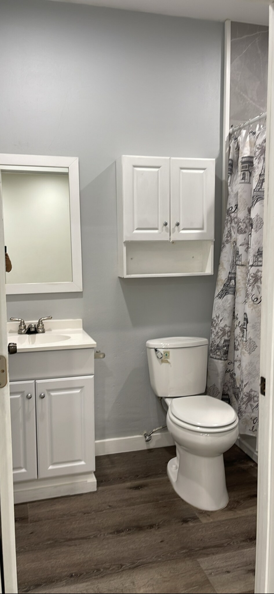 Bathroom - 10500 Hayvenhurst Ave
