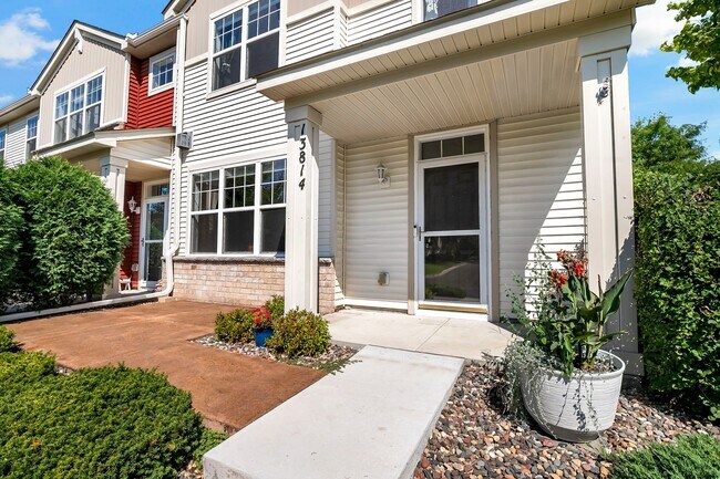 Building Photo - 13814 Atwood Ave