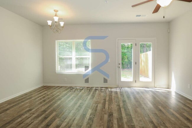 Building Photo - Modern Total Electric Townhome Living – 3BR/3BA in The Gardens at Lovejoy