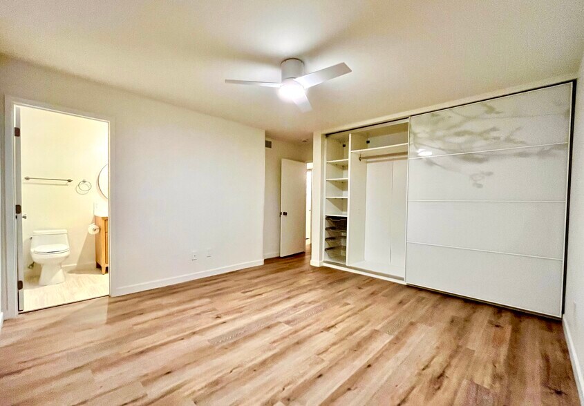 Master BDRM Closet - 3450 2nd Ave